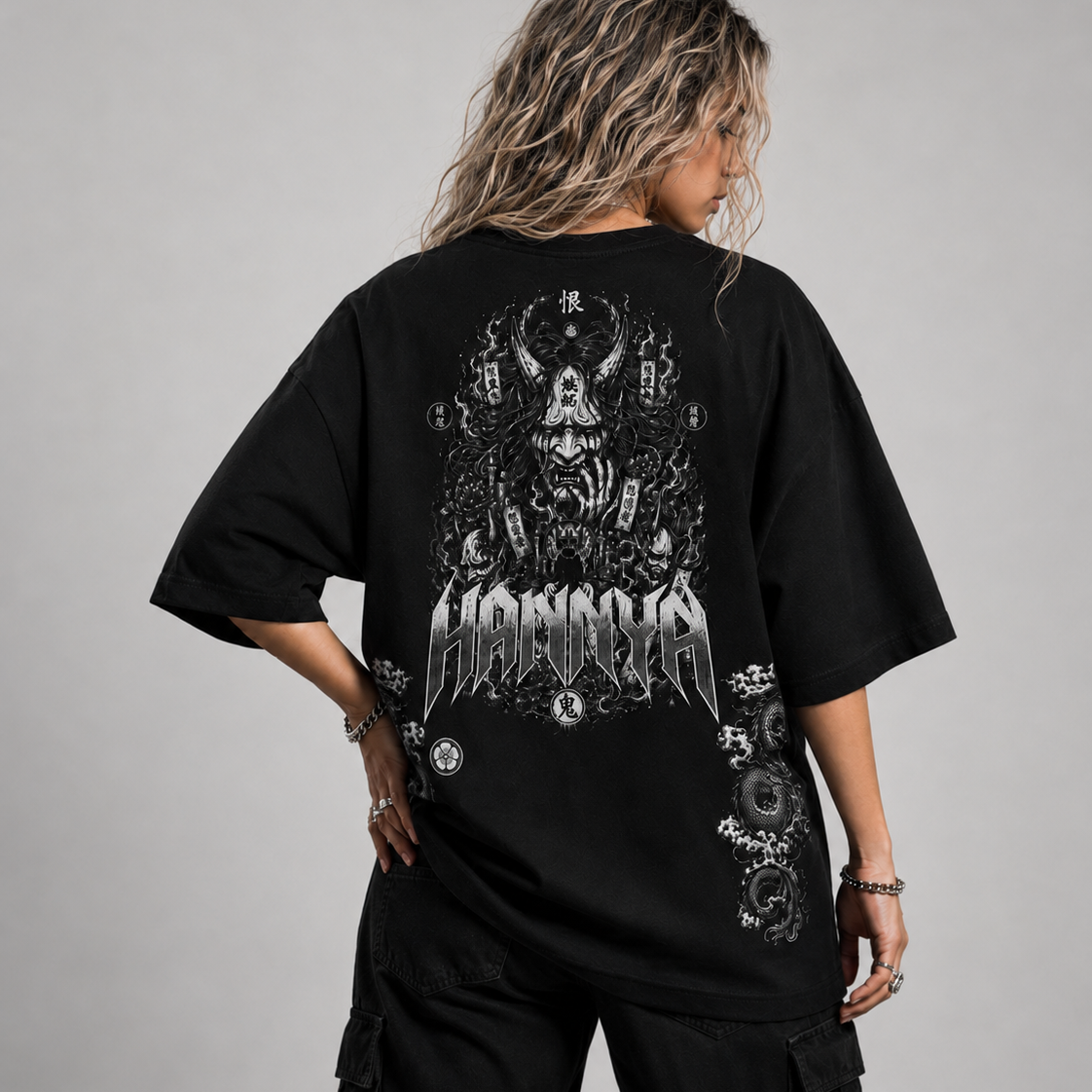 Playera oversize HANNYA / JAPAN DROP